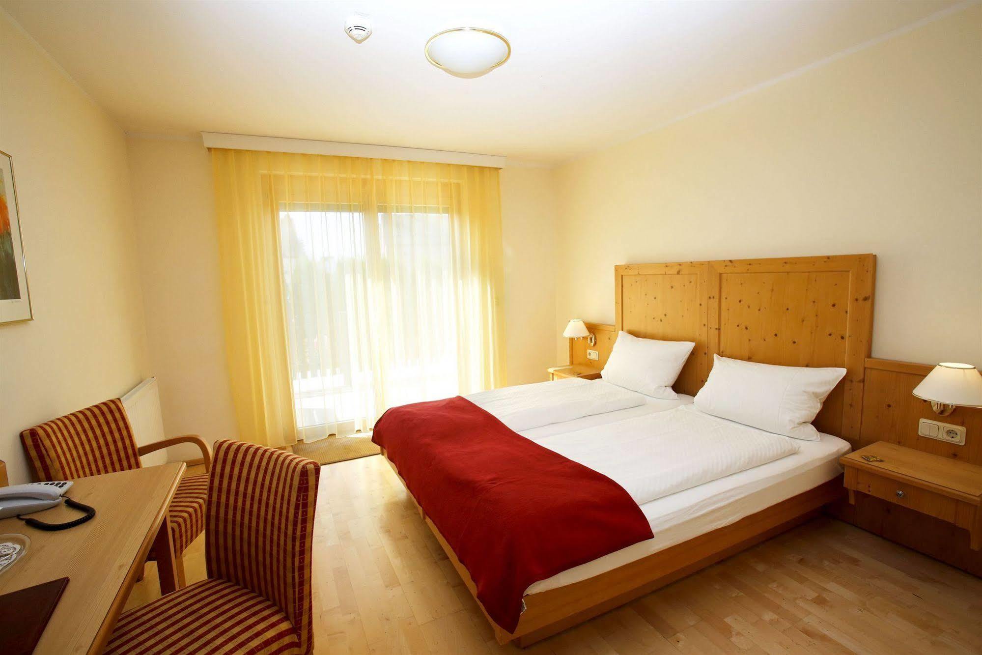 Airport-Hotel Fortuna Lautzenhausen Dış mekan fotoğraf